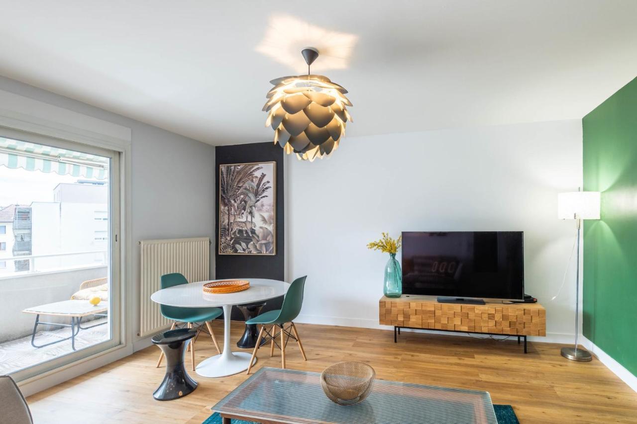 Апартаменты Florentine Furnished Flat Анси Экстерьер фото